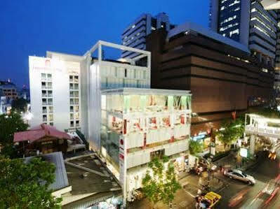 I Silom Bangkok